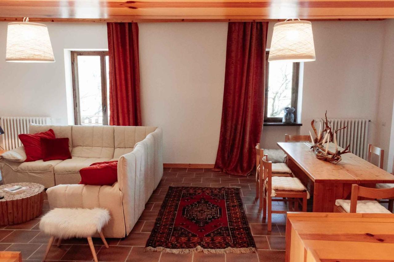 Villa Miralago Fiastra Bagian luar foto