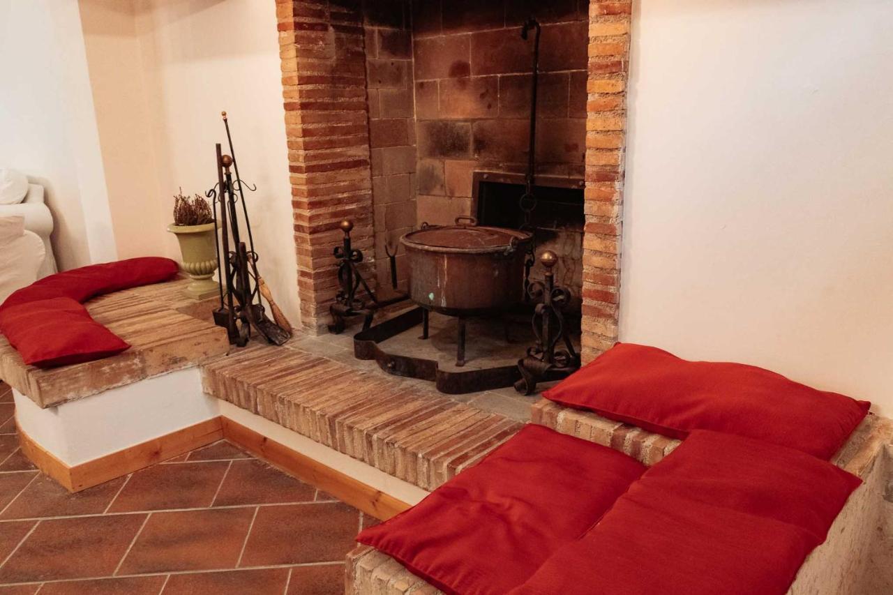 Villa Miralago Fiastra Bagian luar foto