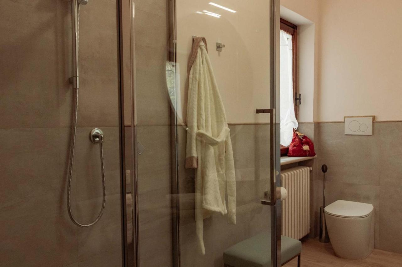 Villa Miralago Fiastra Bagian luar foto